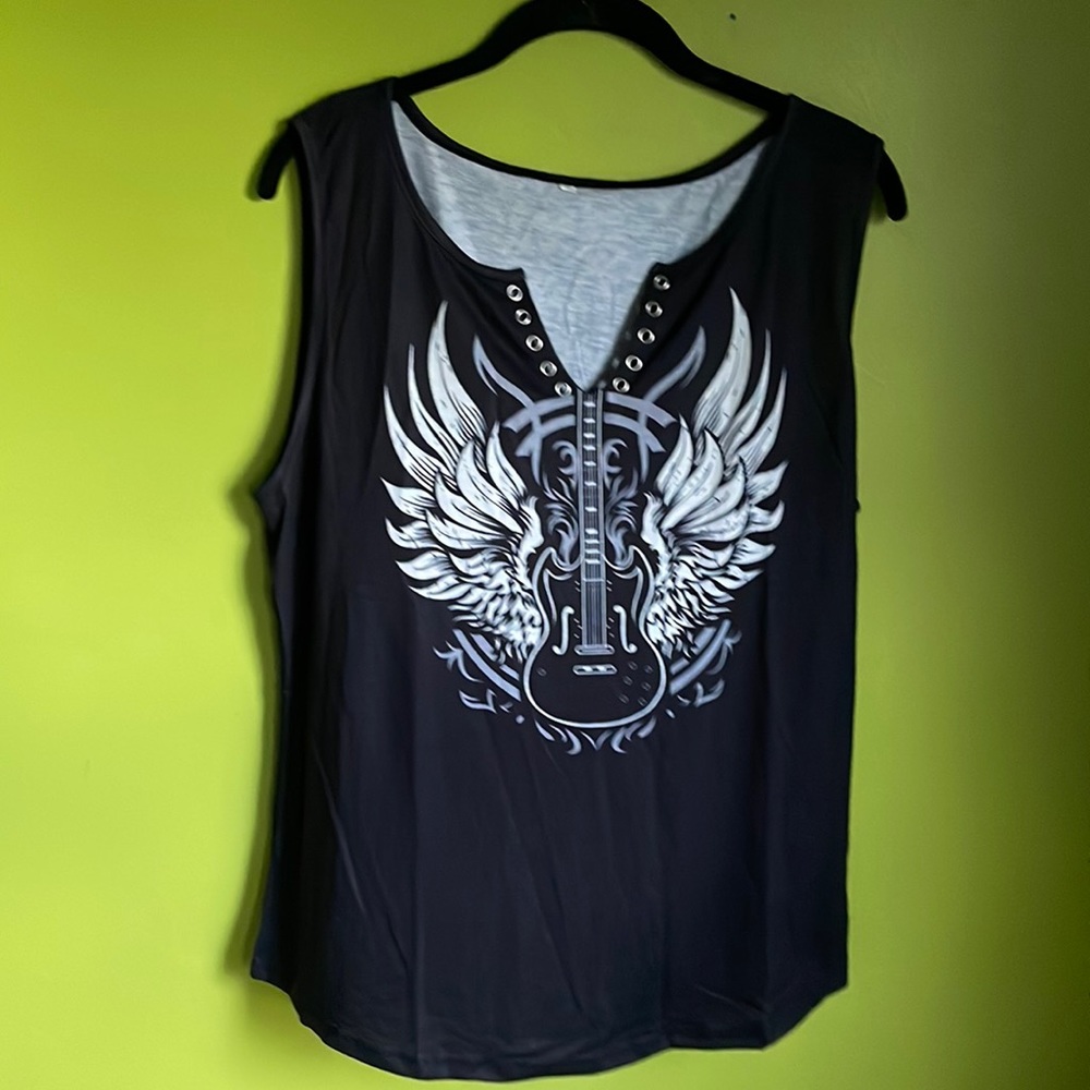 NWOT Source Unknown Black Sleeveless Stretchy Guitar/Wings Tank Top Size XL
